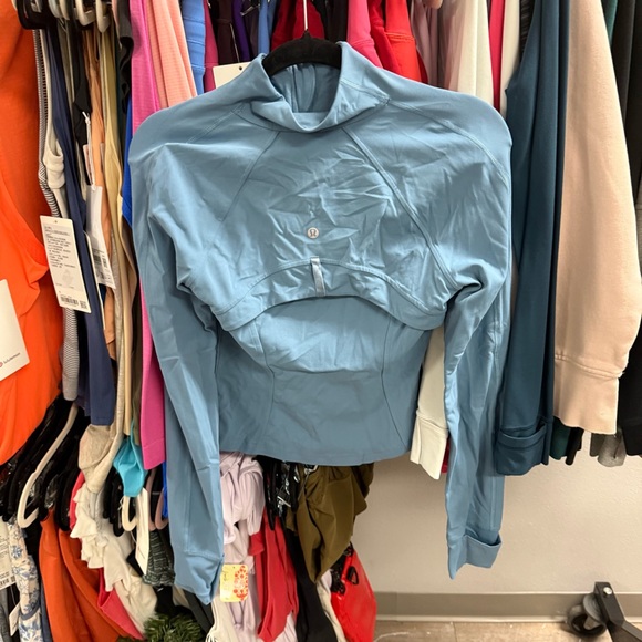 Lululemon Cropped Define Jacket *Nulu
Utility Blue - Picture 4 of 4